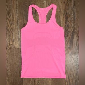 LULULEMON SWIFTLY TECH RACERBACK TANK TOP ELECTRIC PEACHY PINK SIZE 8